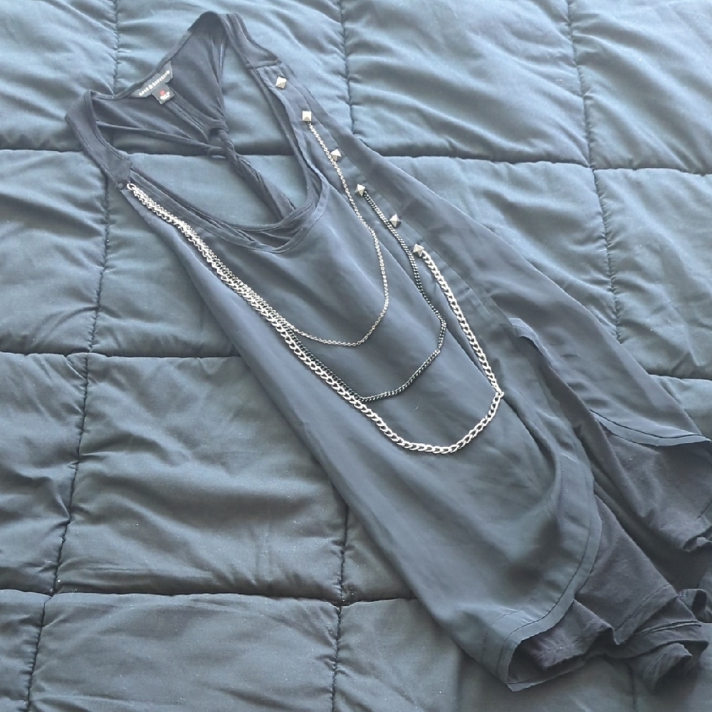 Twist Back Chain Tunic